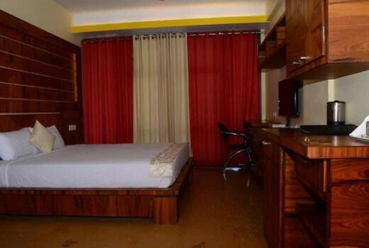Mak Hotel Bengaluru Kültér fotó