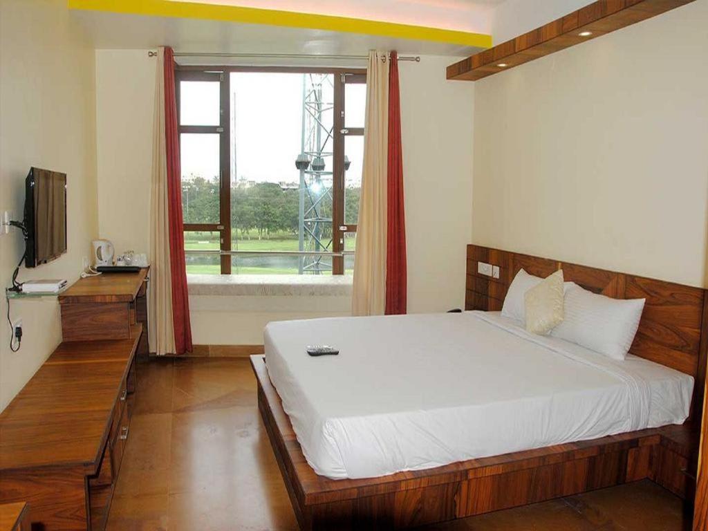 Mak Hotel Bengaluru Kültér fotó